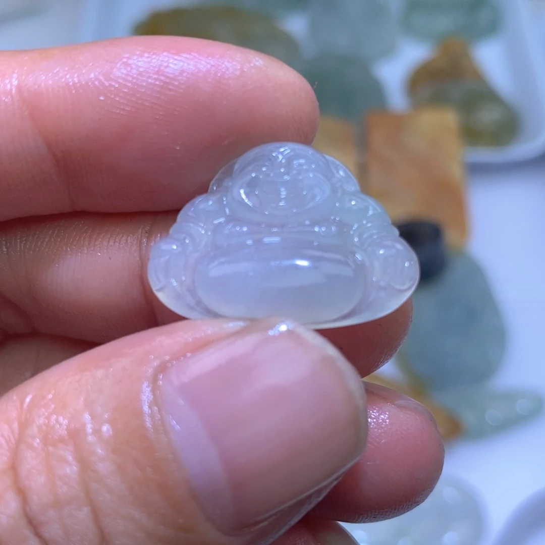 定制翡翠未镶嵌佛