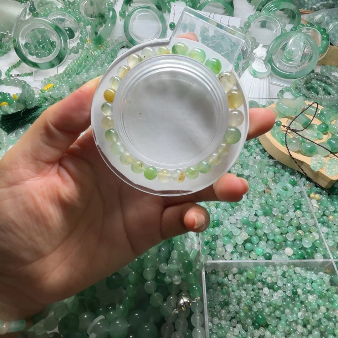 石英质玉未镶嵌颈饰卡6-9珠子手串