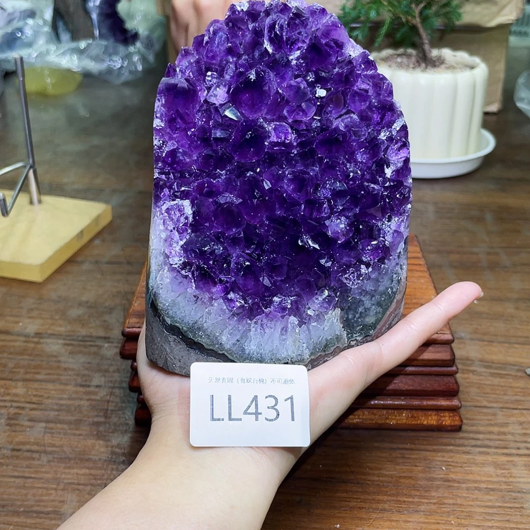 未镶嵌大型摆件（非配饰）水晶