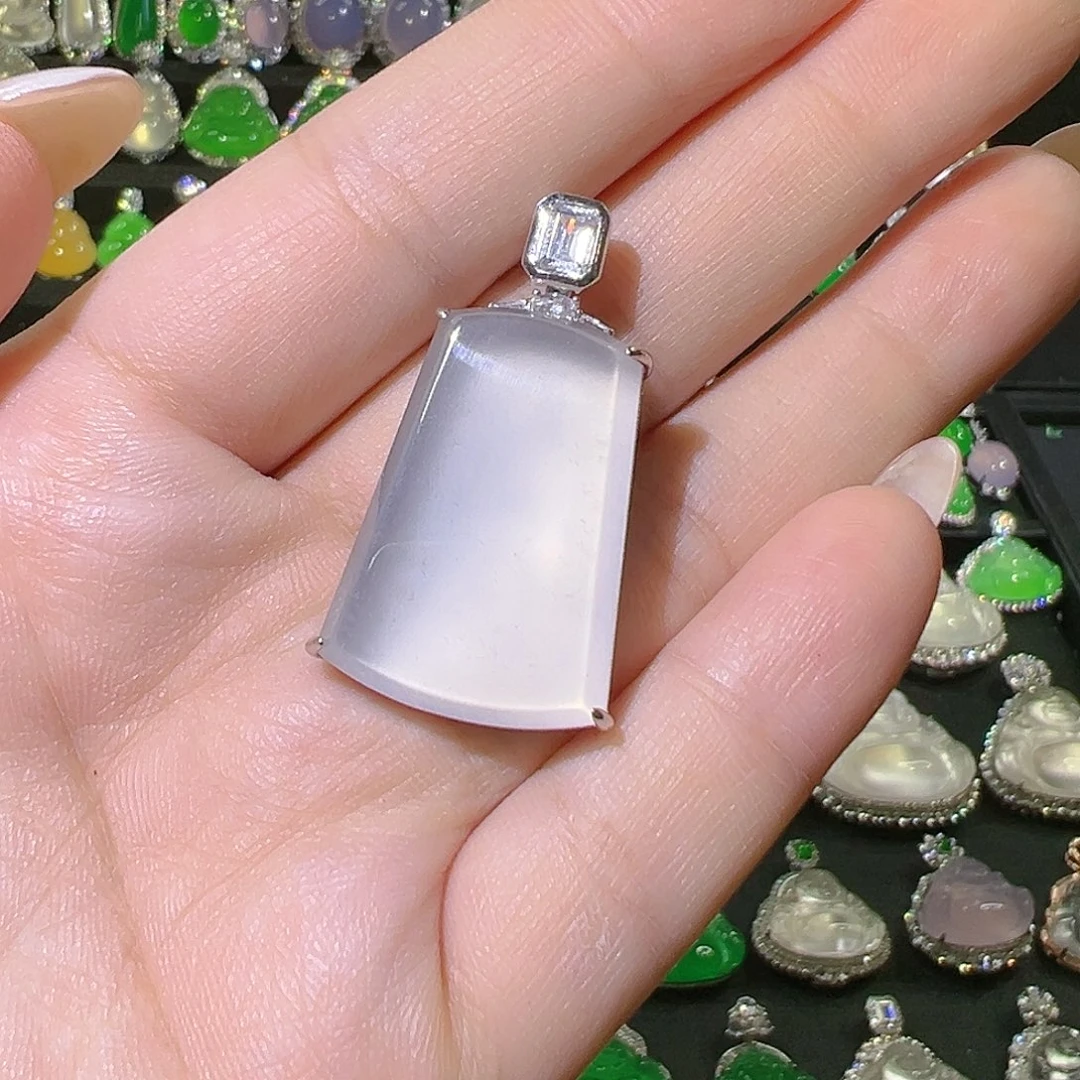 【闪购商品】石英质玉银S925镶嵌颈饰李****～