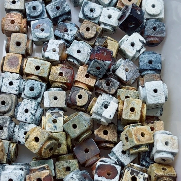 琉璃非金属非金属琉璃