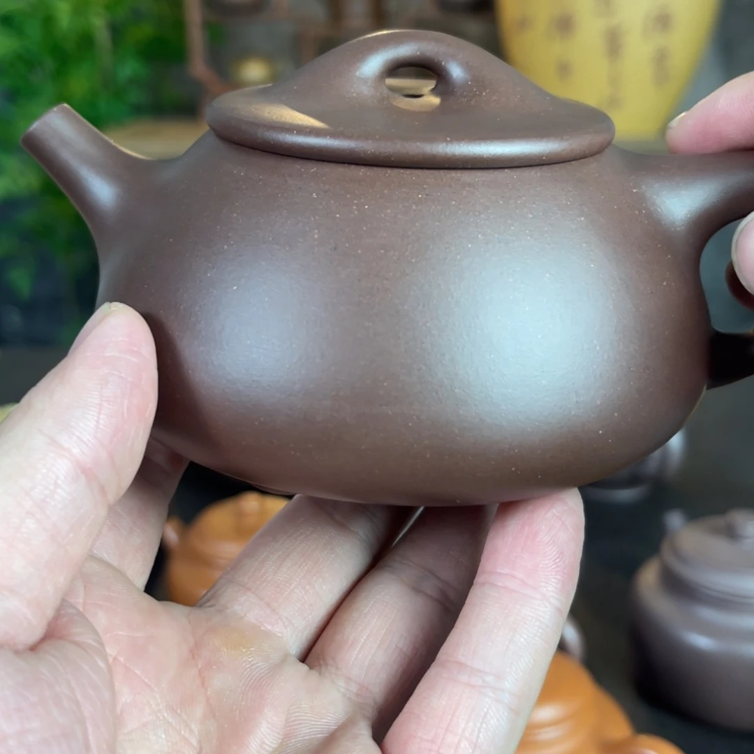 茶壶紫砂花**墙石瓢188。