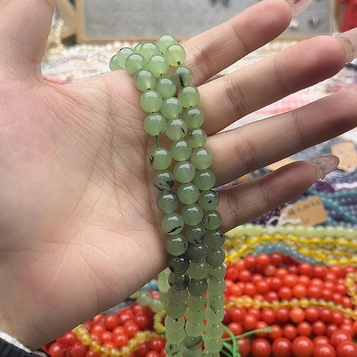 玛瑙/玉髓珠宝半成品未镶嵌一条8mm左右葡萄石