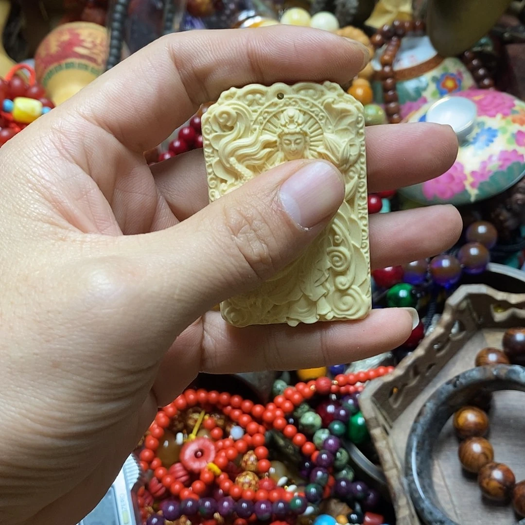 滴血莲花菩提吊坠
