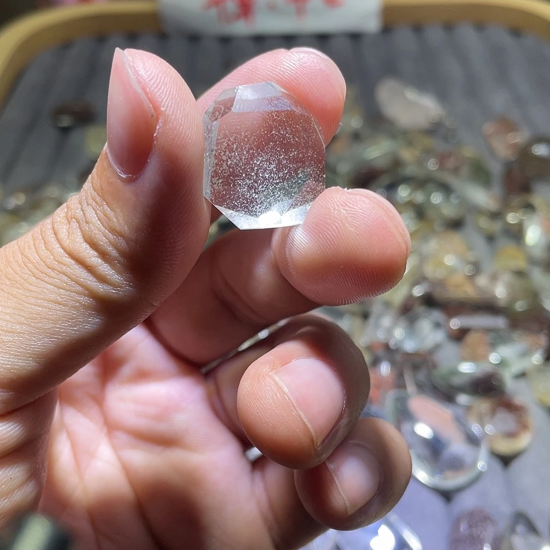 S***s颈饰未镶嵌水晶水晶