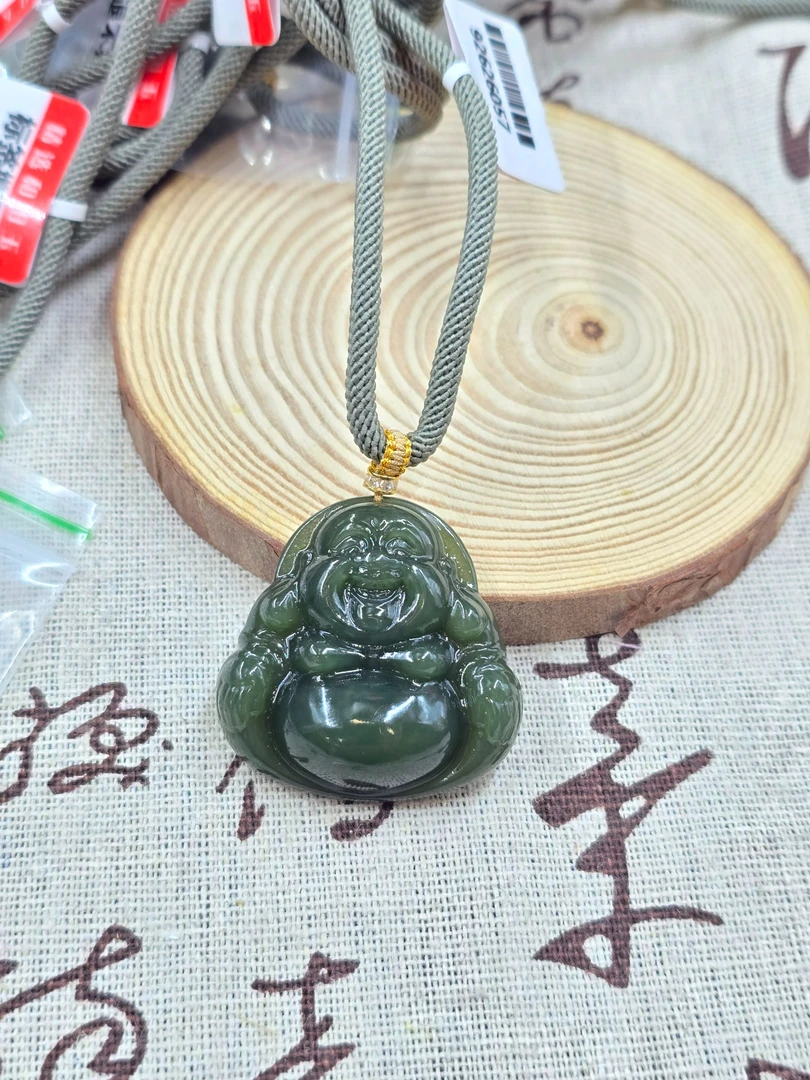 （9.28一哥专属）YF-6963和田玉吊坠约35*34*11多样性发其一