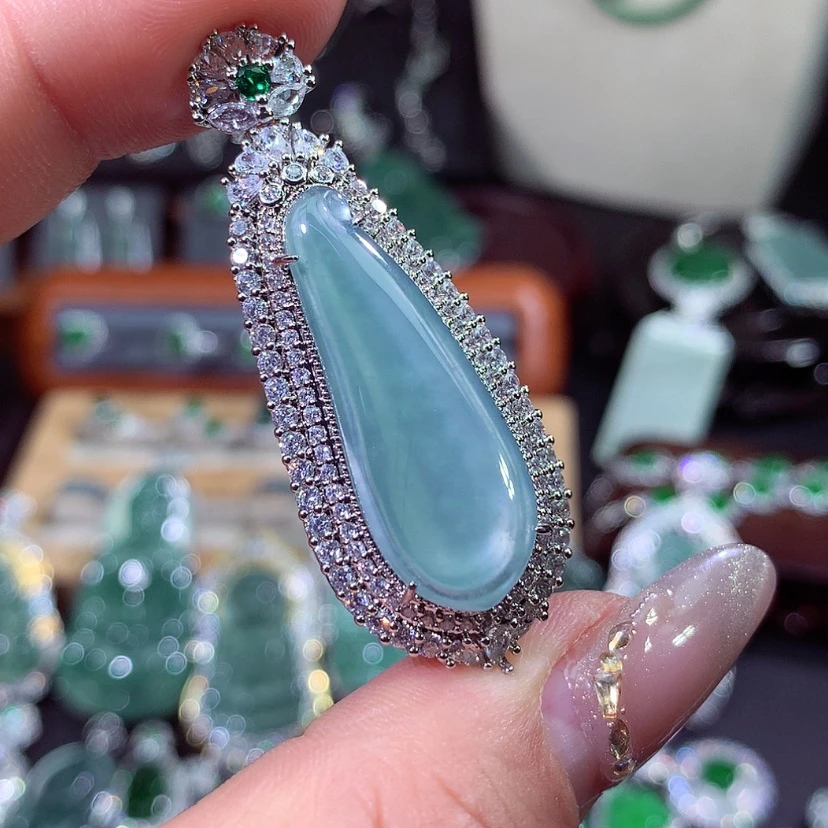 【闪购商品】翡翠颈饰未镶嵌挂件