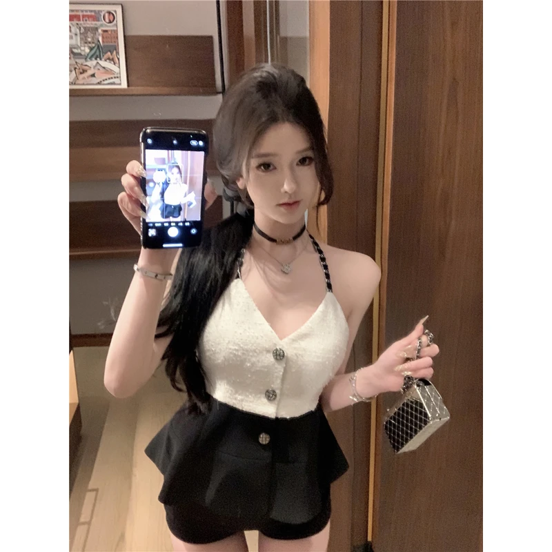 韩版小众毛呢拼西装料黑白拼色V领挂脖气质修身吊带百搭上衣女春