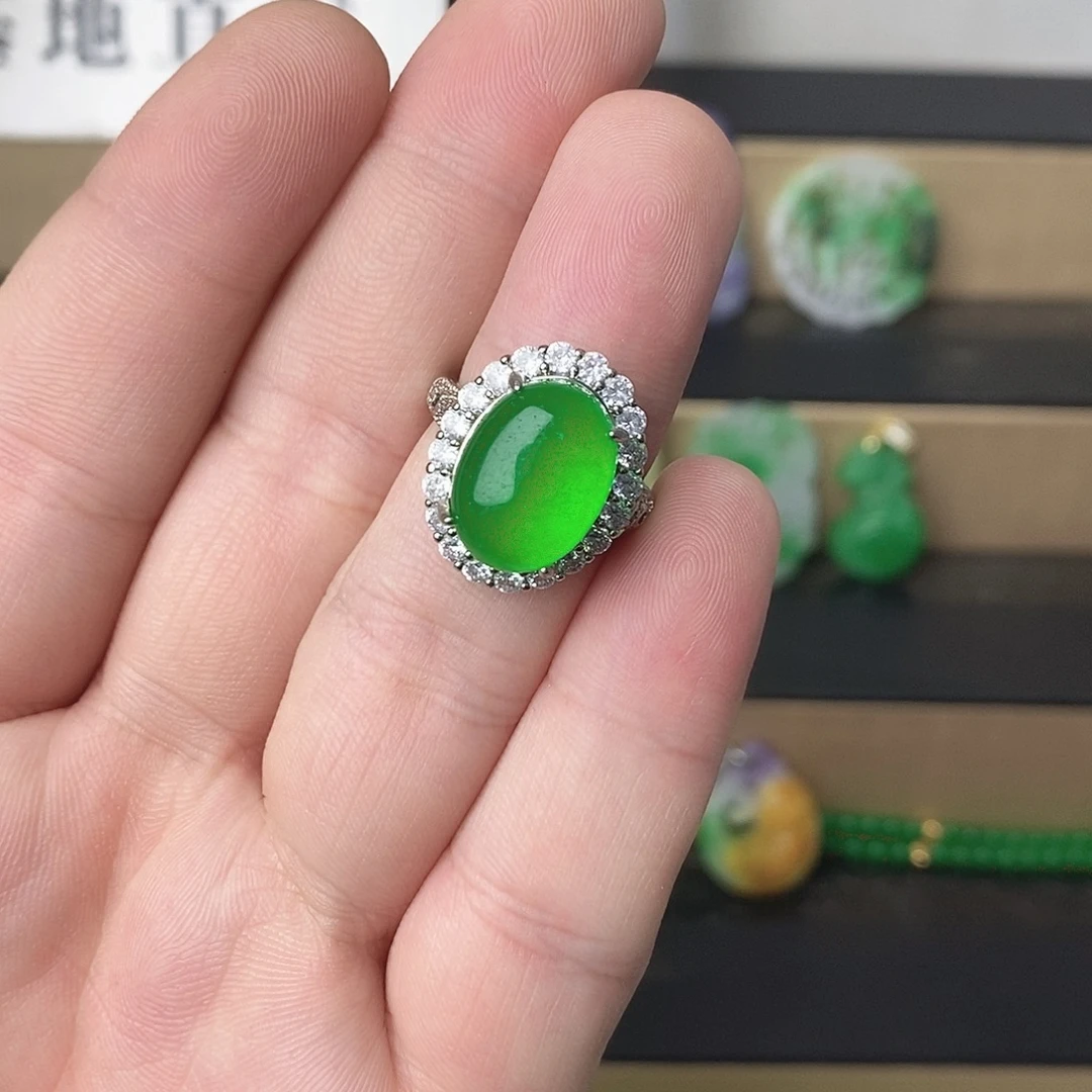 翡翠银S925镶嵌吊坠(赠链)