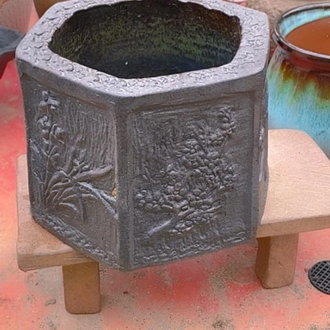 紫砂花盆口17对19深14无孔瑕疵