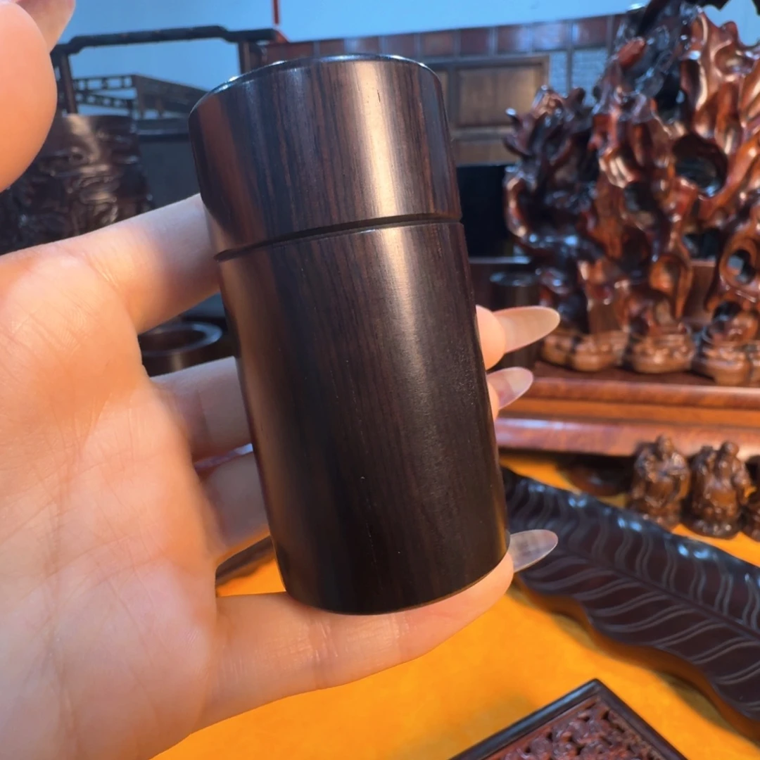 紫光檀 牙签筒（中）