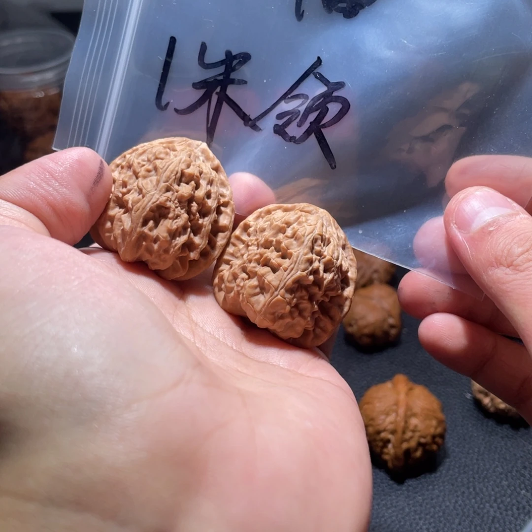 梧***.核桃三角形至圆形