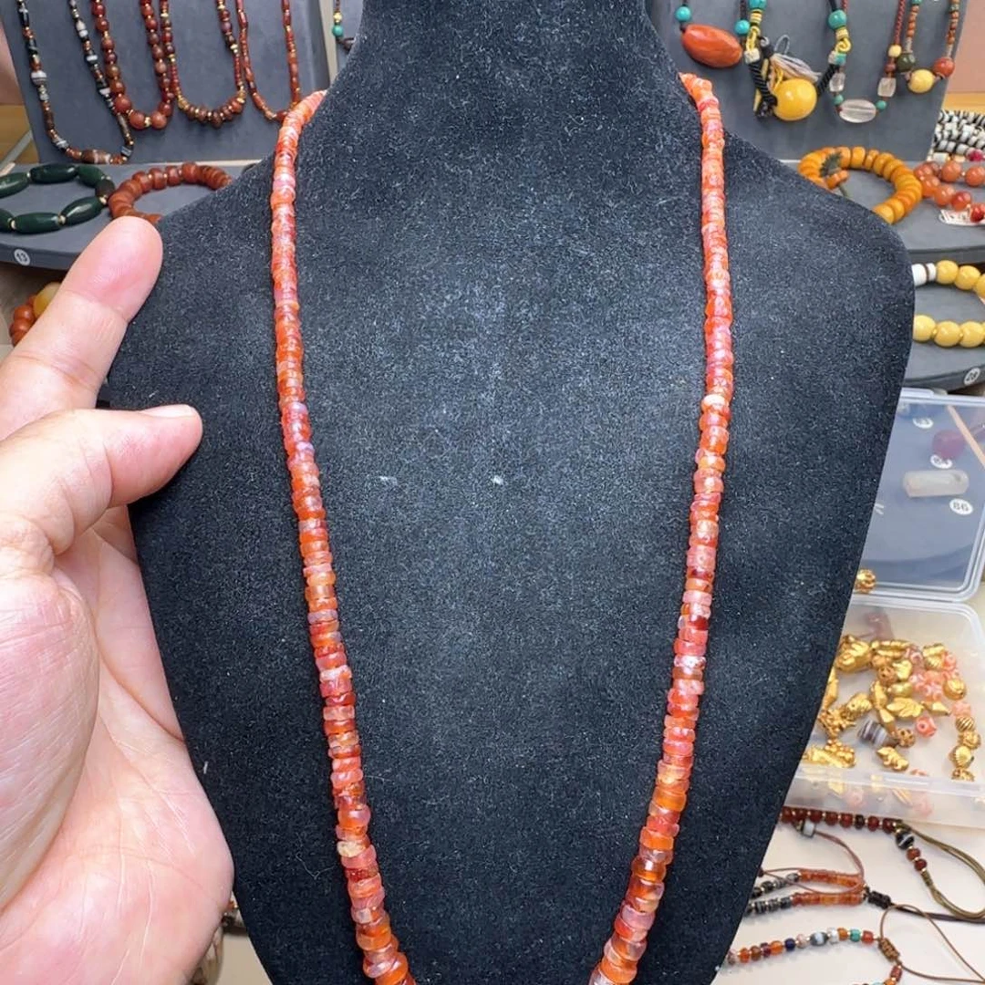 玛瑙/玉髓颈饰未镶嵌