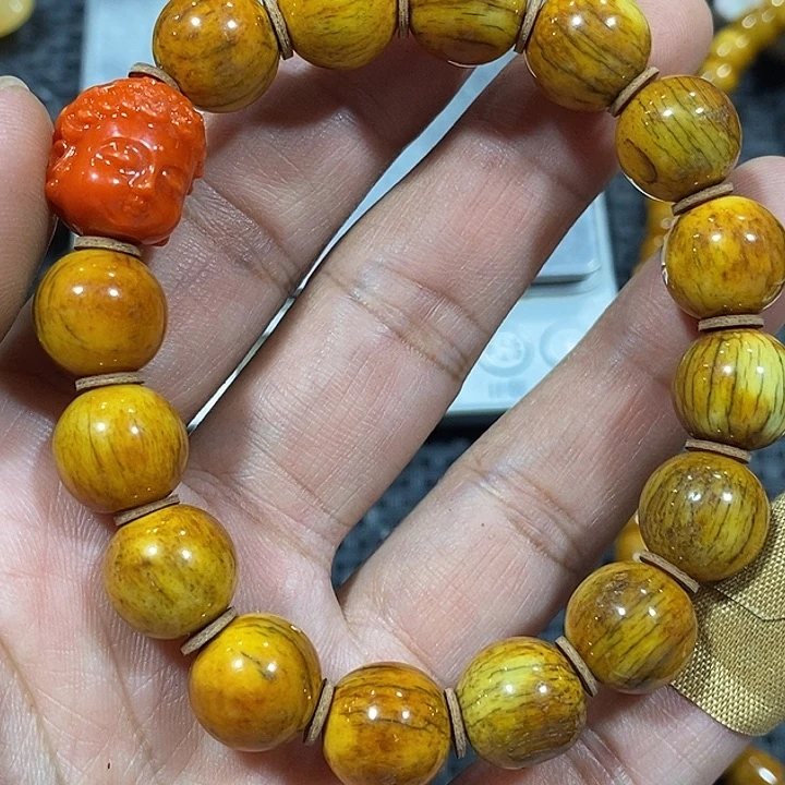吊坠滴血莲花菩提