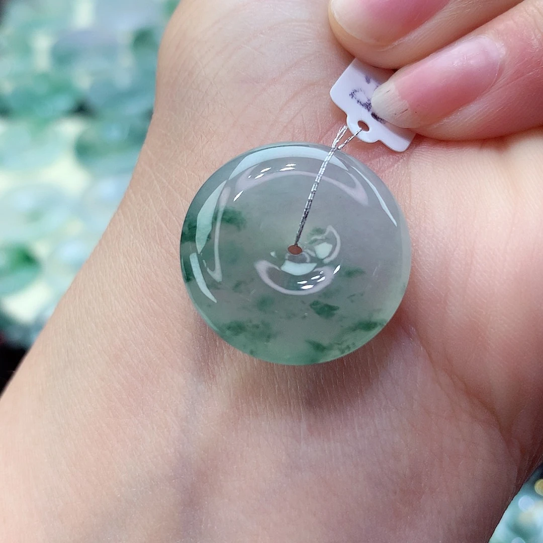 翡翠颈饰未镶嵌17尺寸21.9-5.9