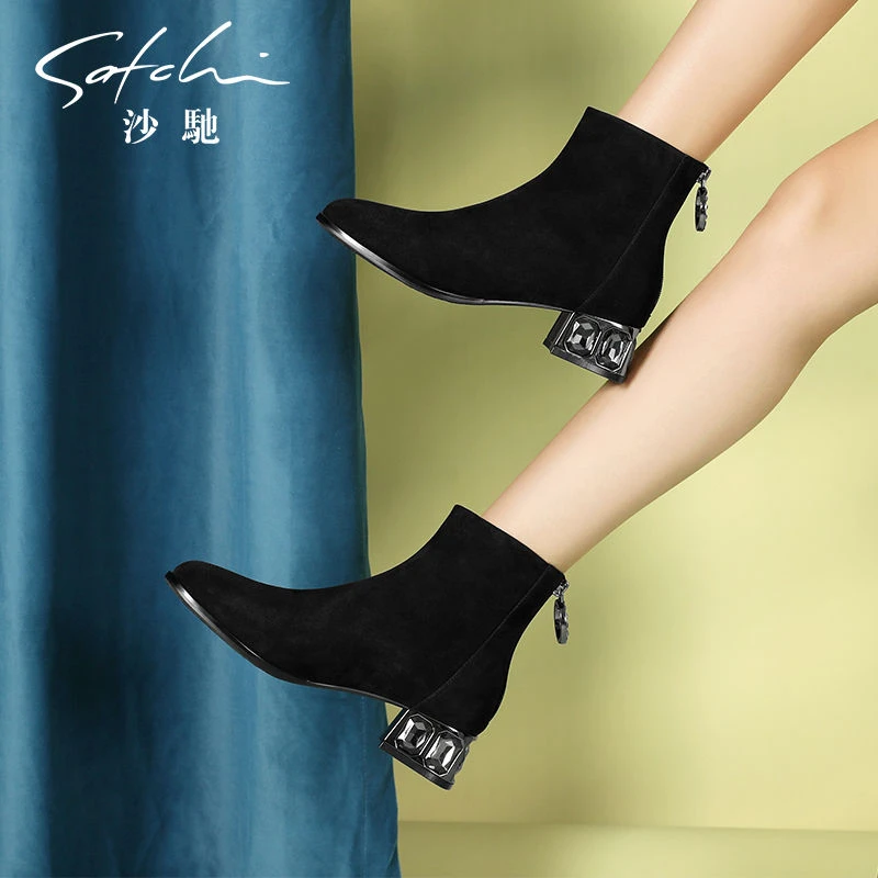沙驰时尚瘦瘦短靴保暖绒里2025年冬季新款粗跟中跟显瘦时装靴冬靴