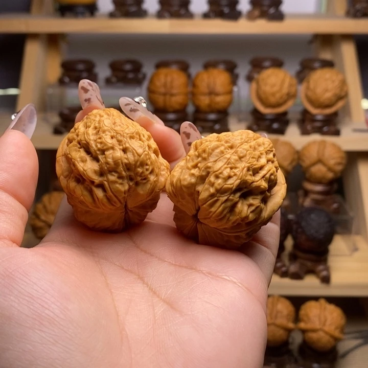 吊坠文玩核桃42太古金蟾Y09