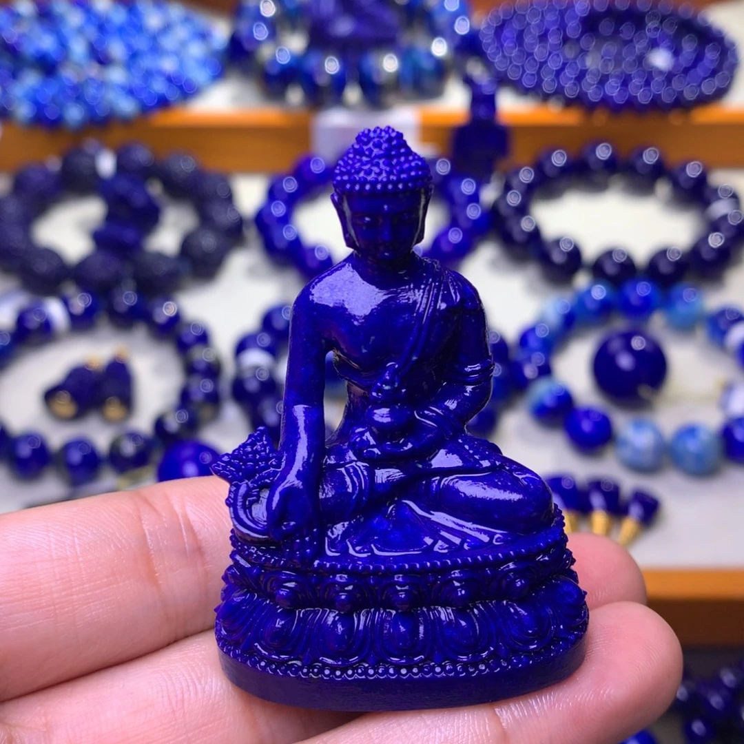 青金石未镶嵌雕刻件