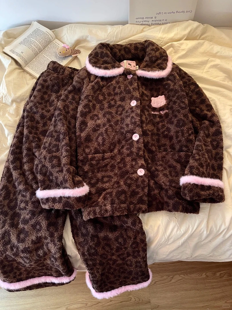 【DMXJ大梦想家】高级感豹纹Kitty珊瑚绒睡衣女冬款保暖家居服套装