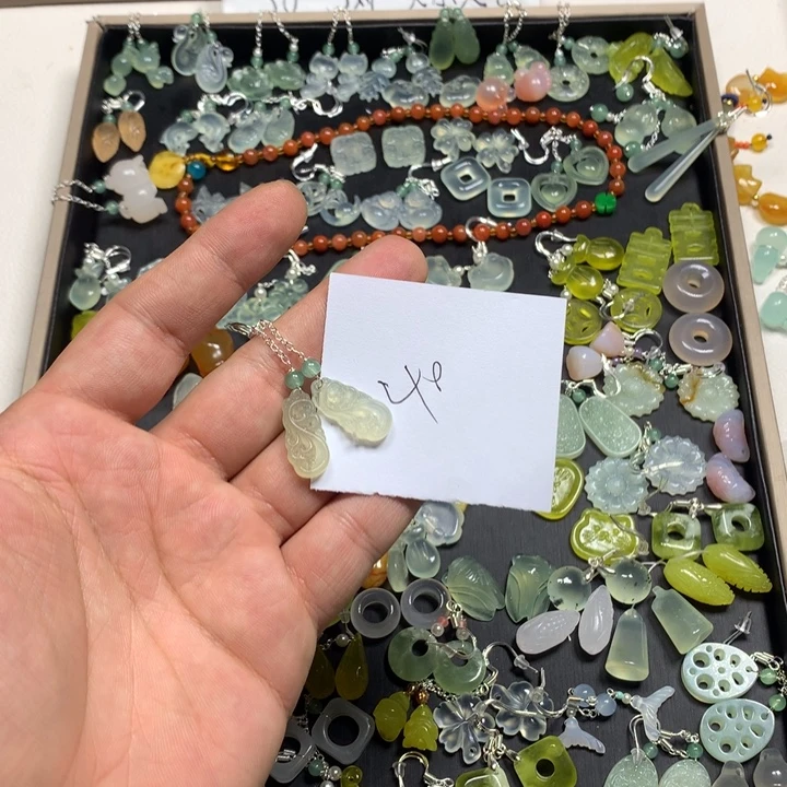 哎***❀蛇纹石玉合金耳钉