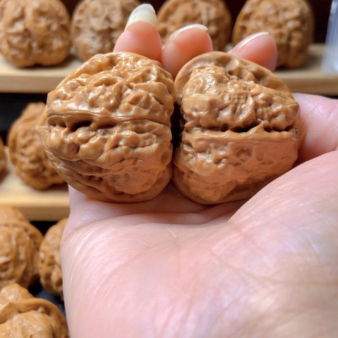 漫***游文玩核桃吊坠蛤蟆头