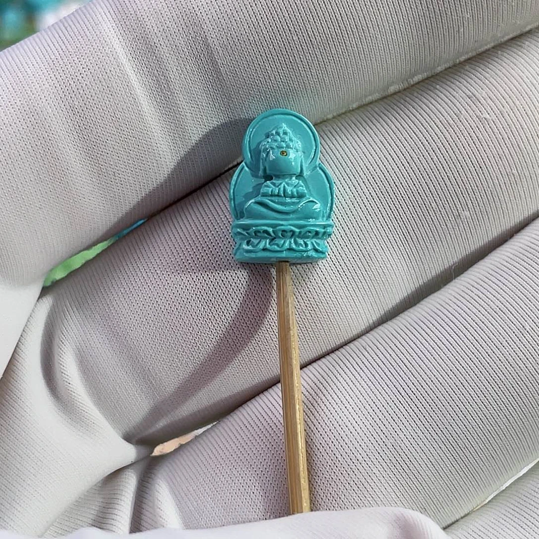 未镶嵌绿松石珠宝奇石