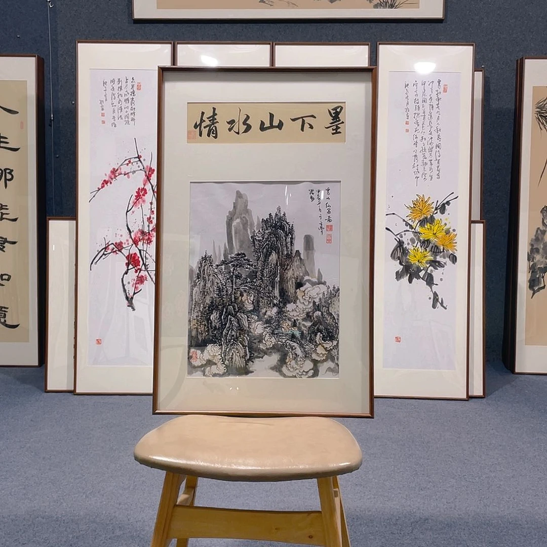 国画手绘作品带框