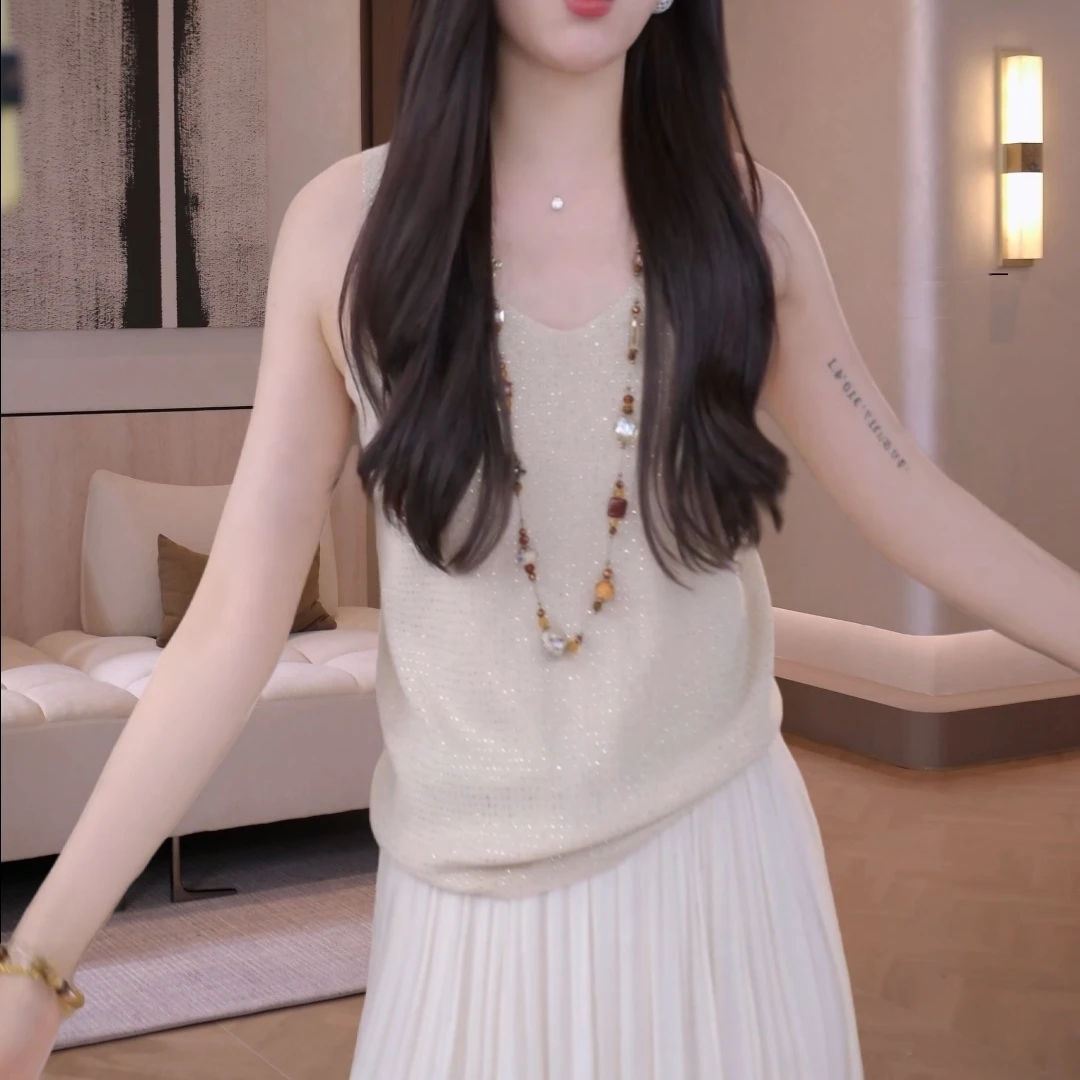 夏季宽松V领镂空针织背心女2025休闲百搭薄款透气柔软弹性上衣