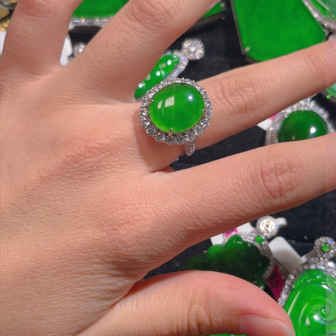 翡翠颈饰未镶嵌保a保真天然翡翠