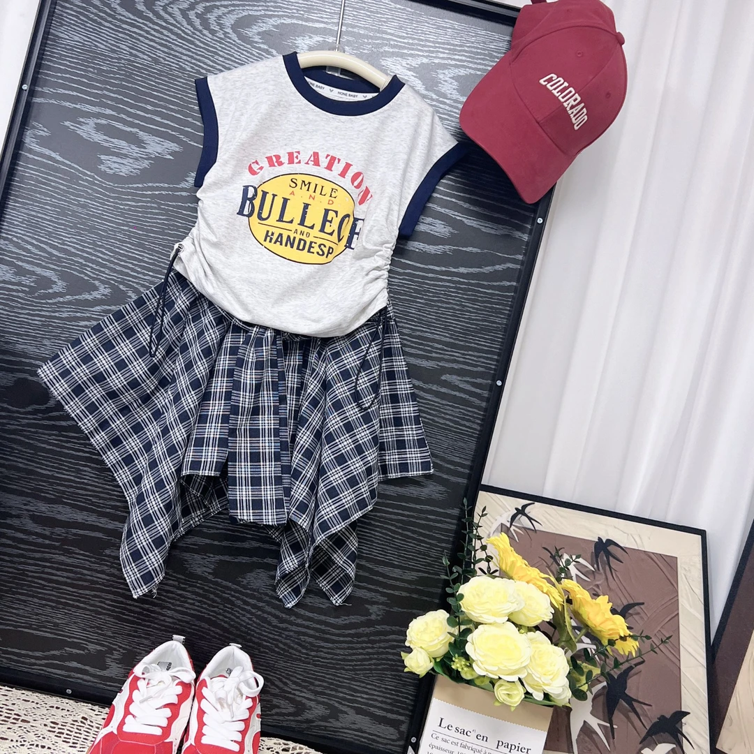 女童半身裙夏季2025新款大童韩系时髦辣妹短袖不规则格子裙裤套装