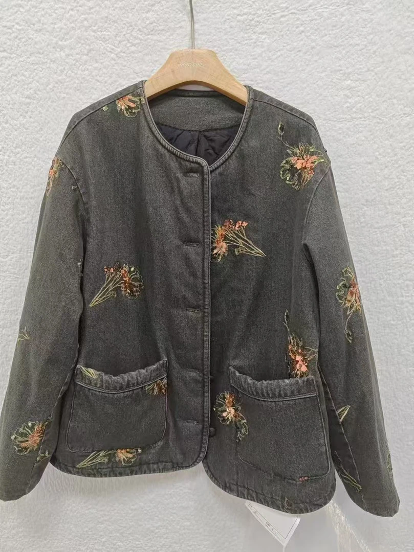 【清仓不退换】“杨小幂”水洗牛仔棉重磅手工刺绣珠片90鹅绒服