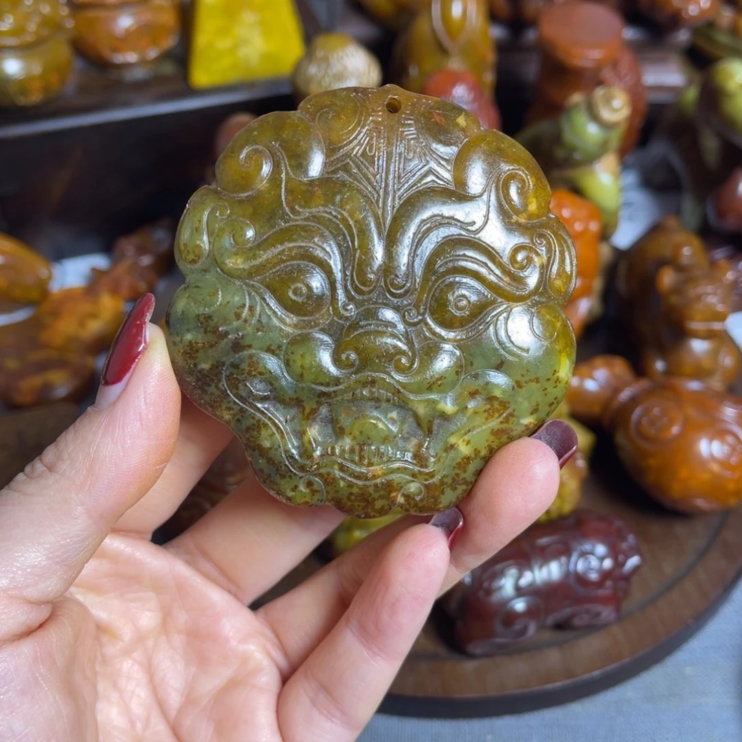 蛇纹石玉合金颈饰