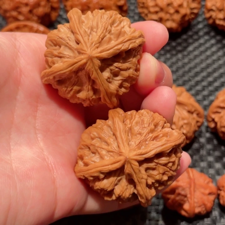 把件文玩核桃玉玺四棱全品