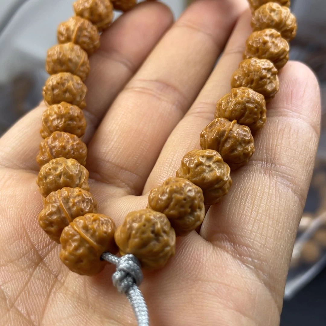 猴头核桃吊坠嗯、别