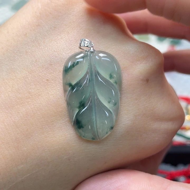 翡翠挂件18K金镶嵌7899999999