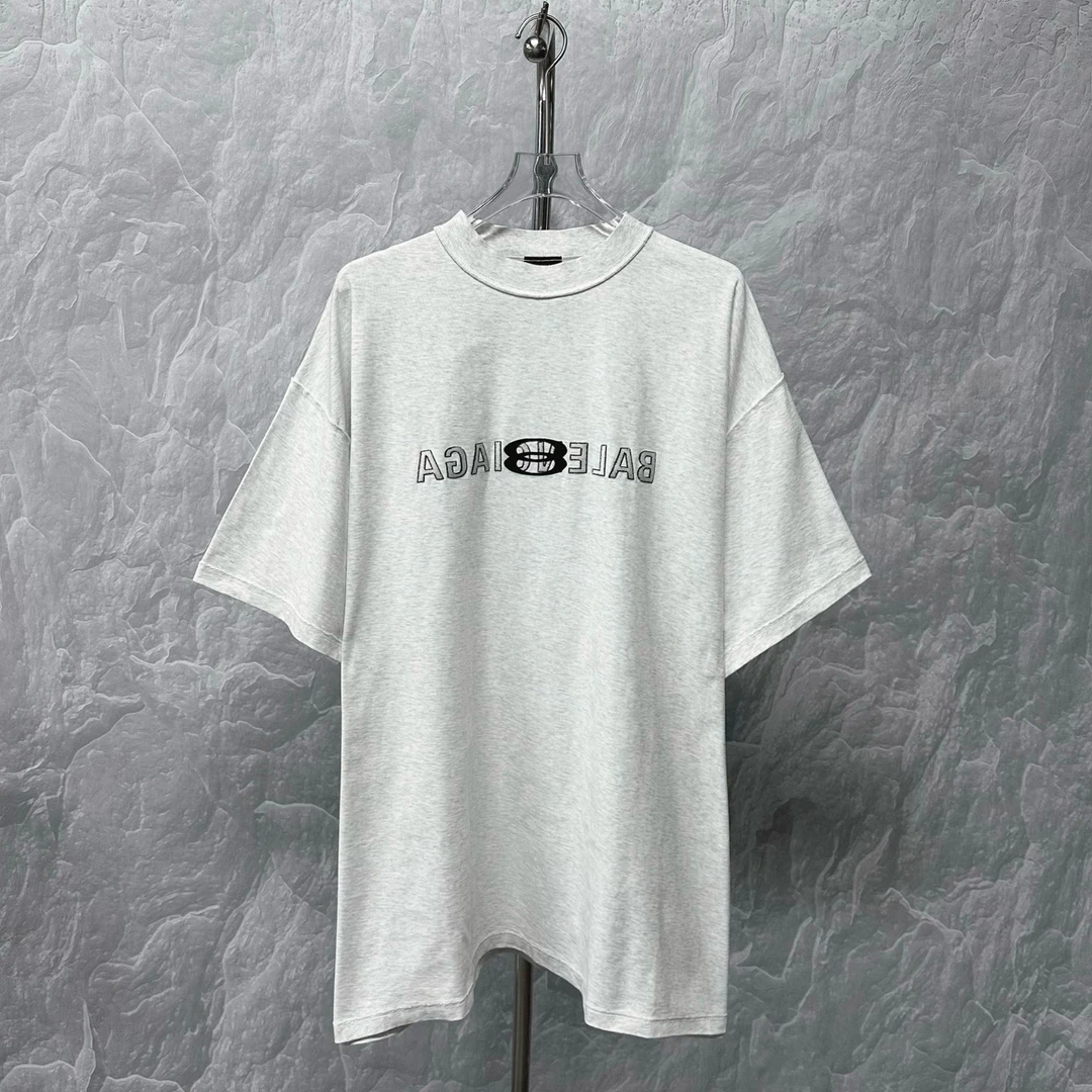 未使用 Balenciaga/巴黎世家 字母反转双环刺绣短袖 5码 J01592