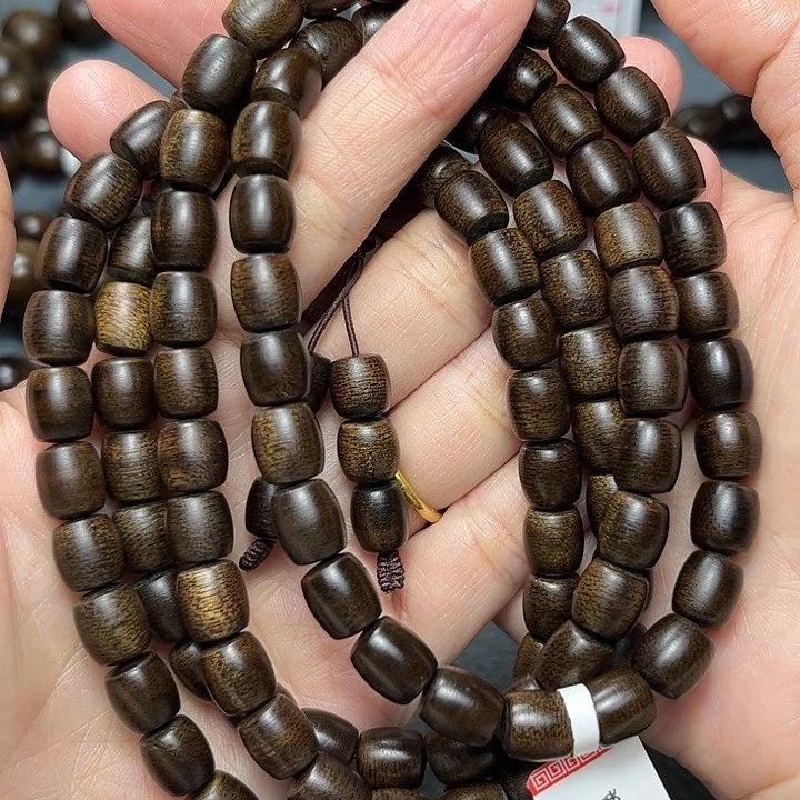 沉香手串白棋玉化