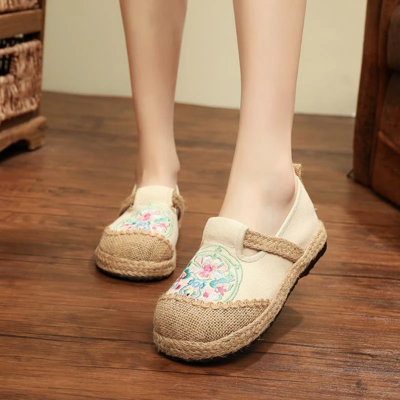 1688-N5新款绣花布鞋女 舒适浅口单鞋工艺小麻线圆头休闲鞋平底