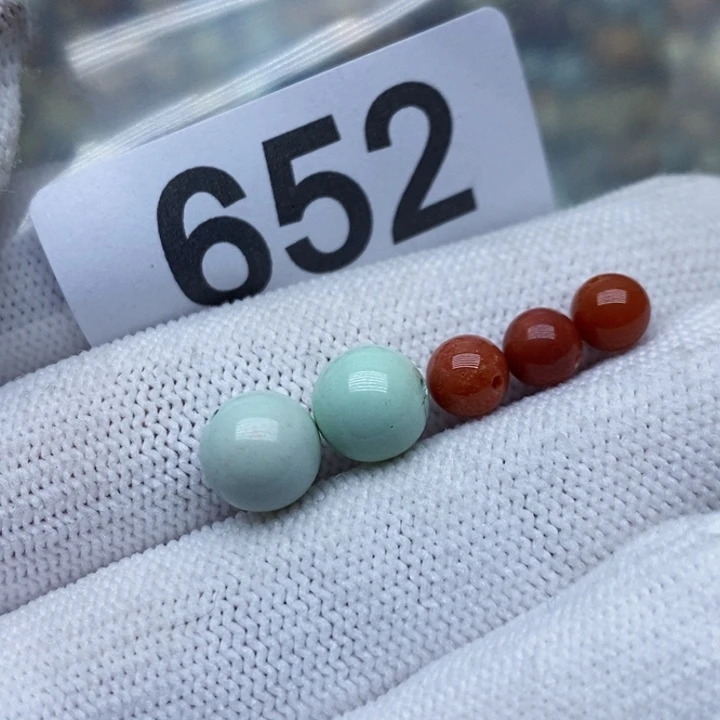 南红玛瑙未镶嵌珠宝奇石