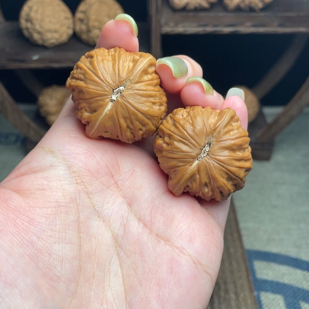 文玩核桃吊坠36铁锤