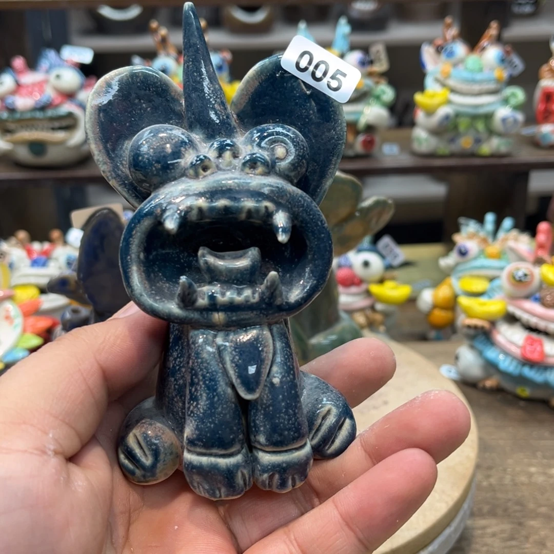 摆件纯手工抽象陶瓷摆件005