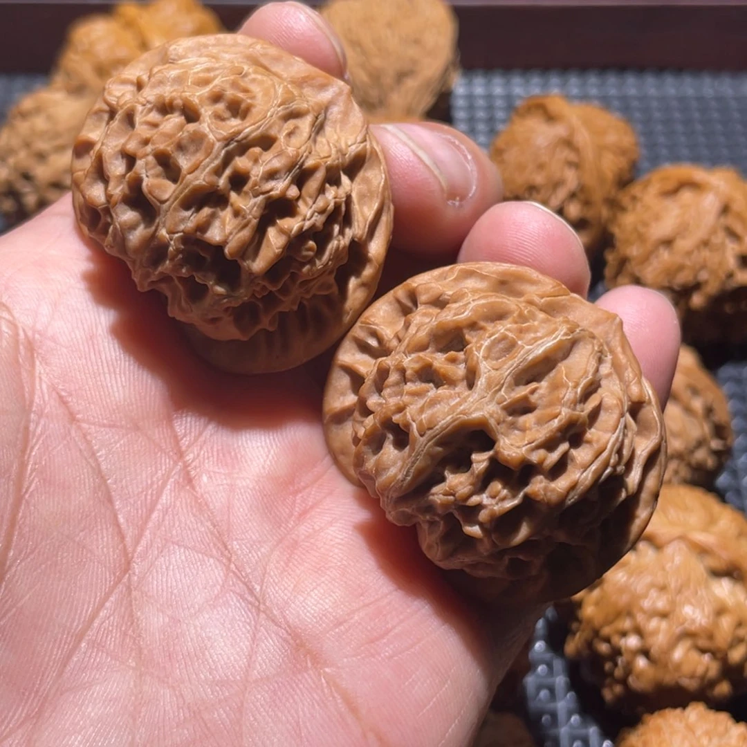 排***长吊坠文玩核桃43全品宫灯