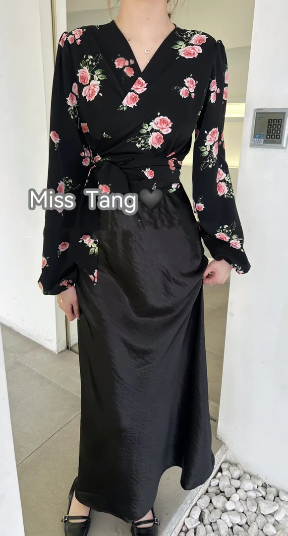 新疆包邮【5138】花朵绑带衬衫-衣长45