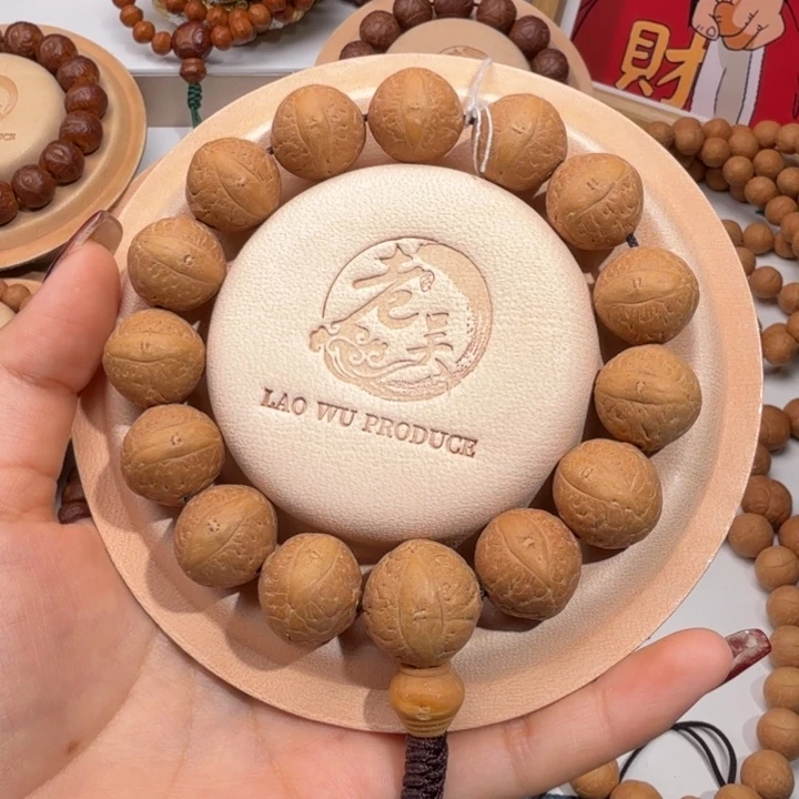 凤眼菩提吊坠精品尖货17大尺寸玉化皮