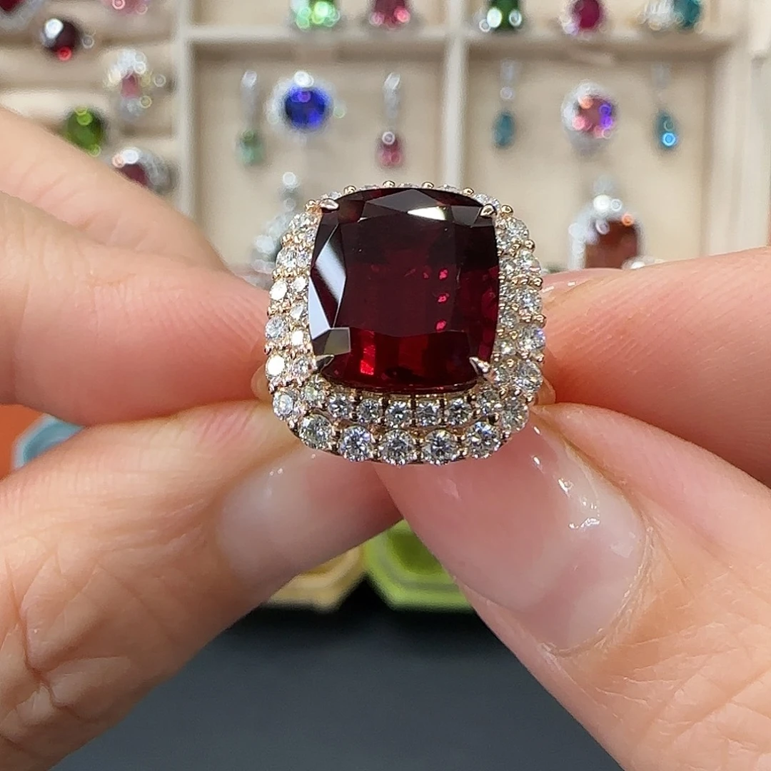 碧玺戒指18K金镶嵌5.25ct