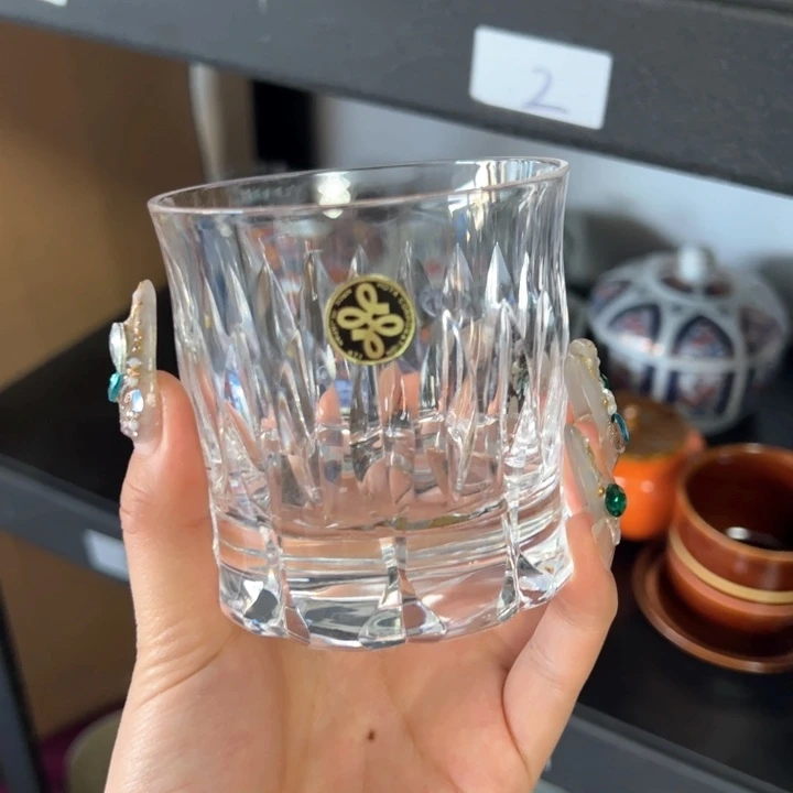 盖碗瓷器直播放漏中