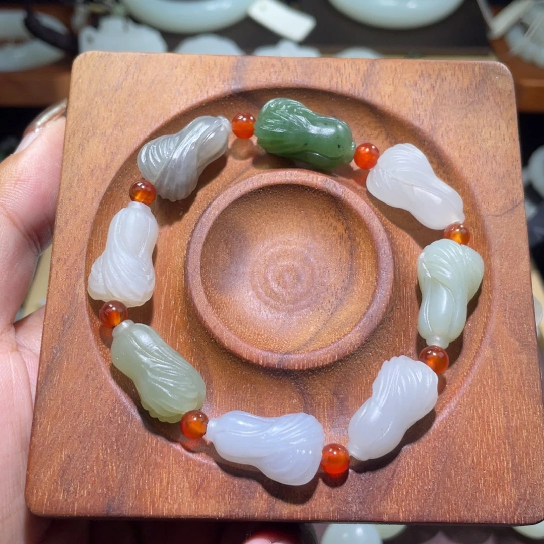 和田玉未镶嵌手链