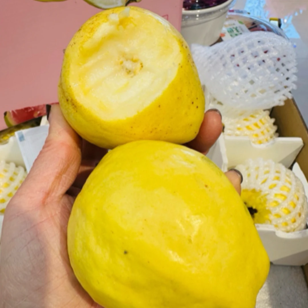 植物君白心芭乐，糯香甜可口，一箱约5斤左右