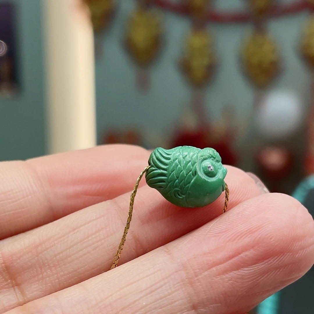 绿松石颈饰未镶嵌