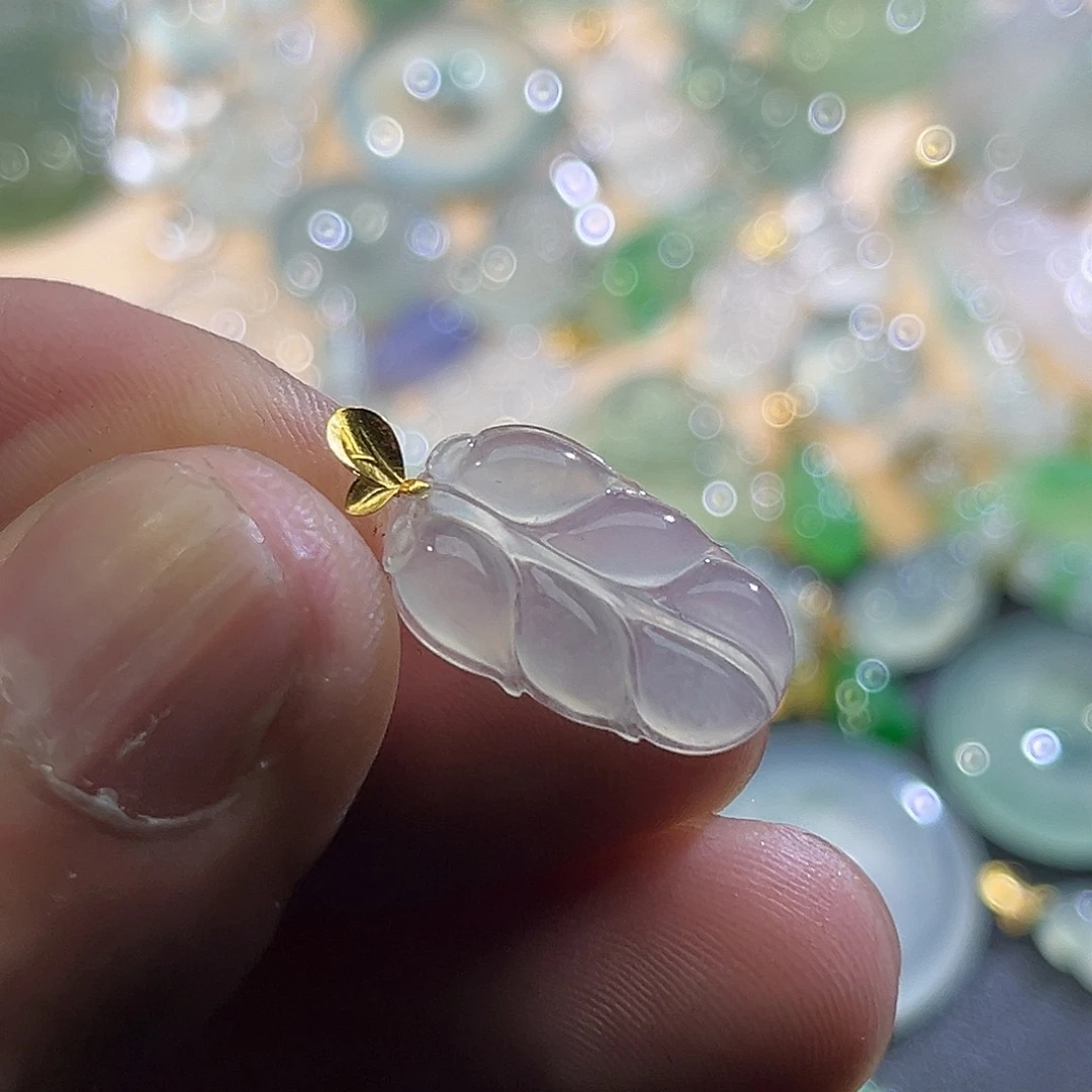 翡翠未镶嵌吊坠(不含链)翡翠